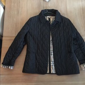 Burberry classic diamond quilted coat size Medium